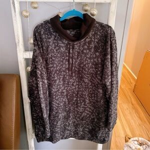 Women’s Leopard Print Fleece Pullover Sweater Size 1X